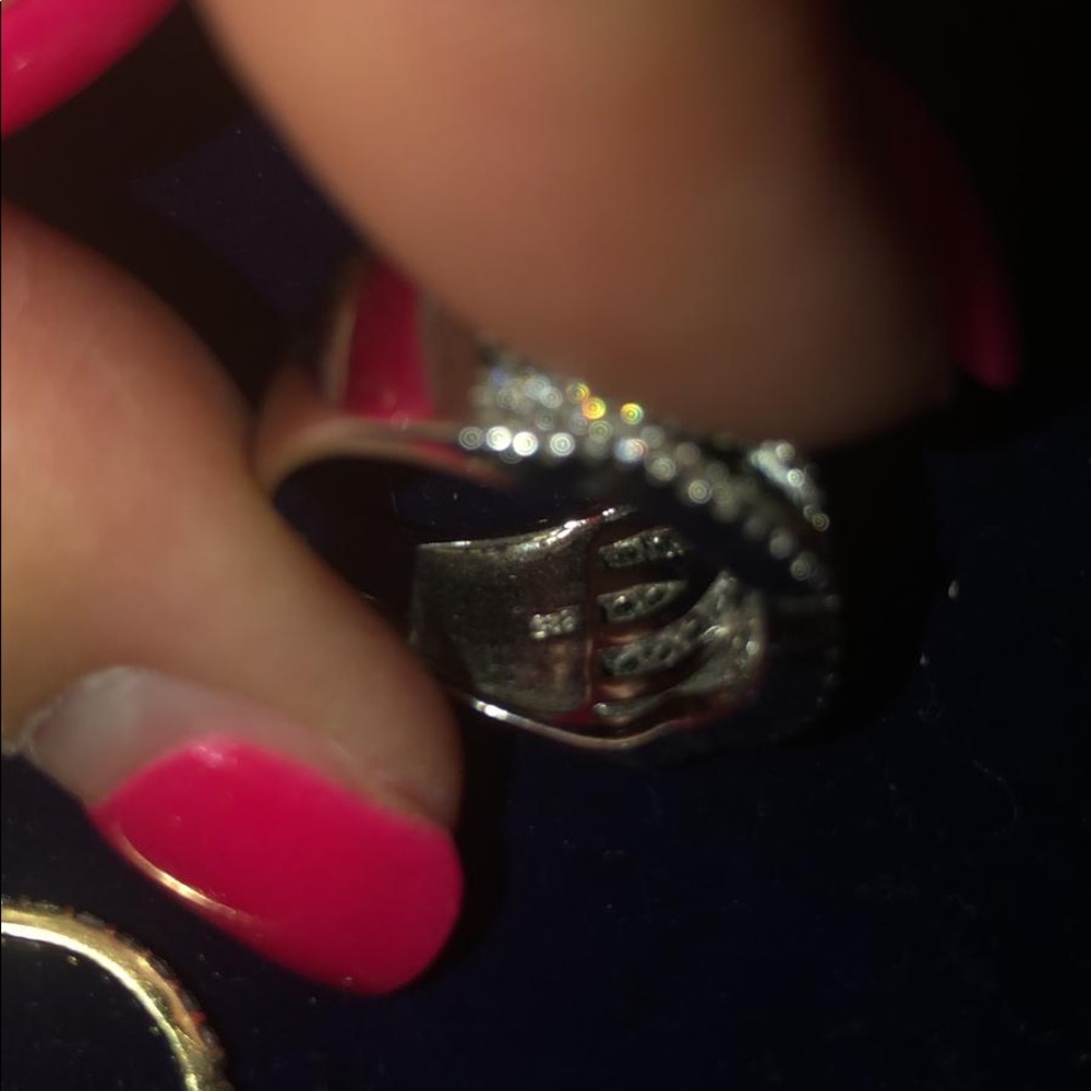 Cocktail Ring - Picture 5 of 5